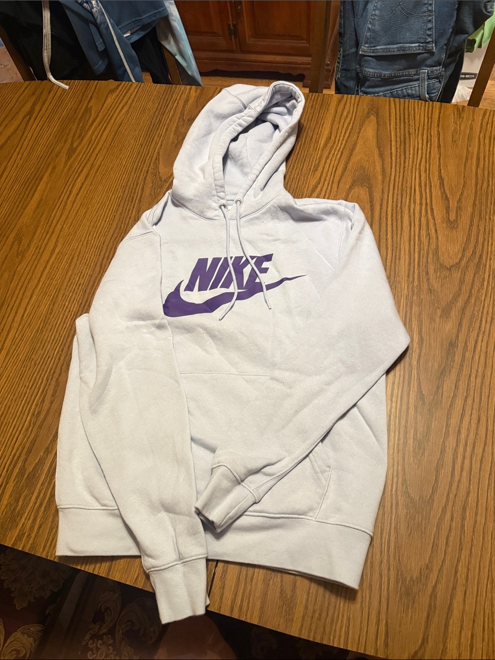 Nike Men’s Light Gray Zip-Up Hoodie with Purple Logo